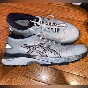 ASICS Women’s Gel-Kayano 25